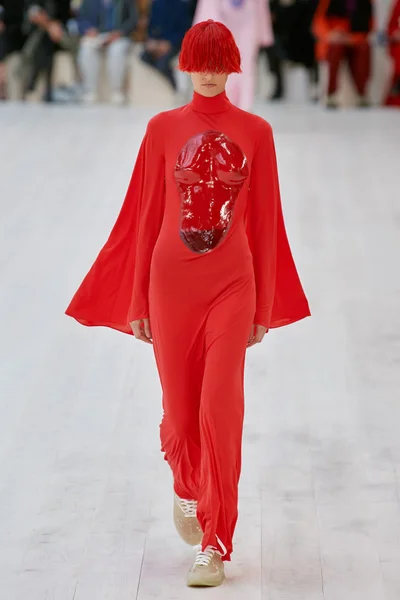 Look 50